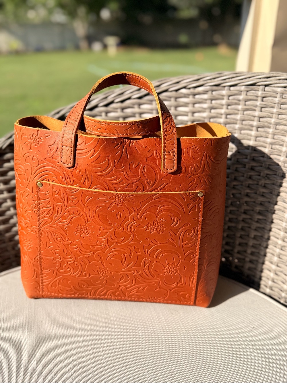 Portland Leather Medium Classic meadow crossbody bag